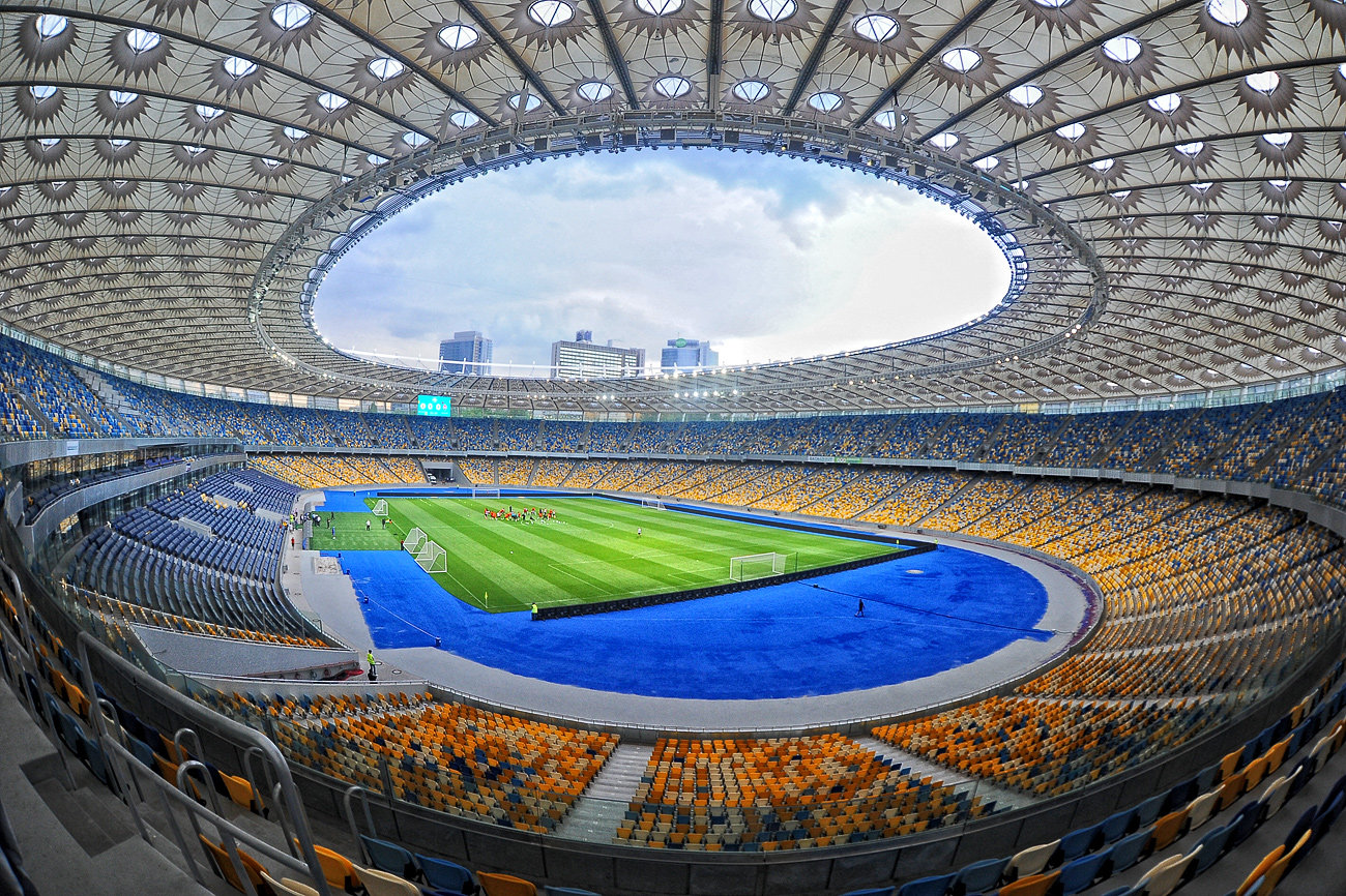 vue panoramique Stade Olympique de Kiev (Kiev)