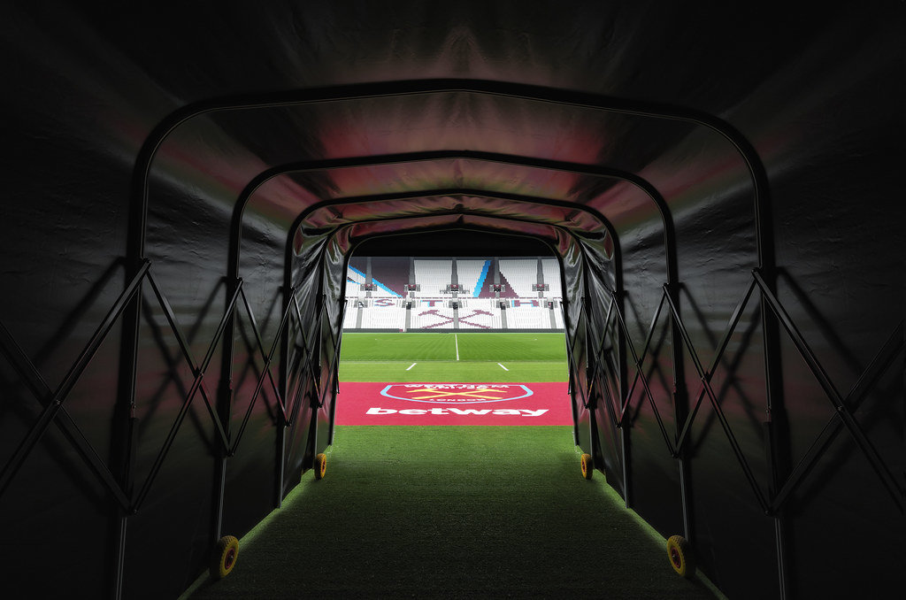 tunnel london stadium