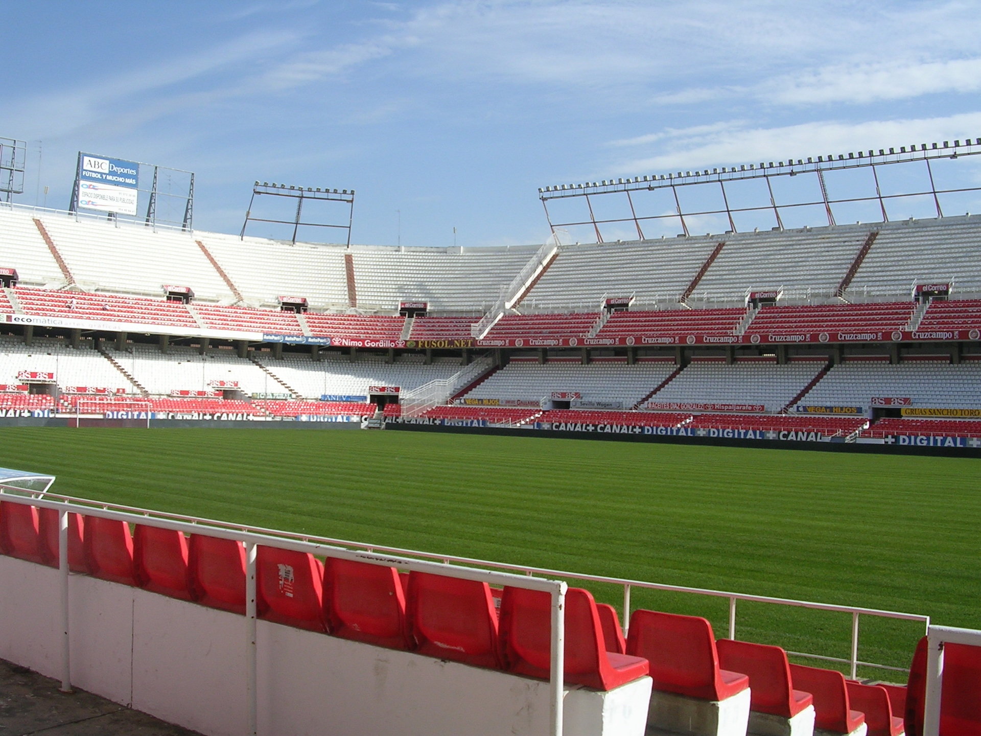 vue panoramique Stade Ramón Sánchez Pizjuán (Séville)